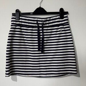 🎉4/30$🎉 Tommy Hilfiger XS STAIN Navy and White Striped Skirt